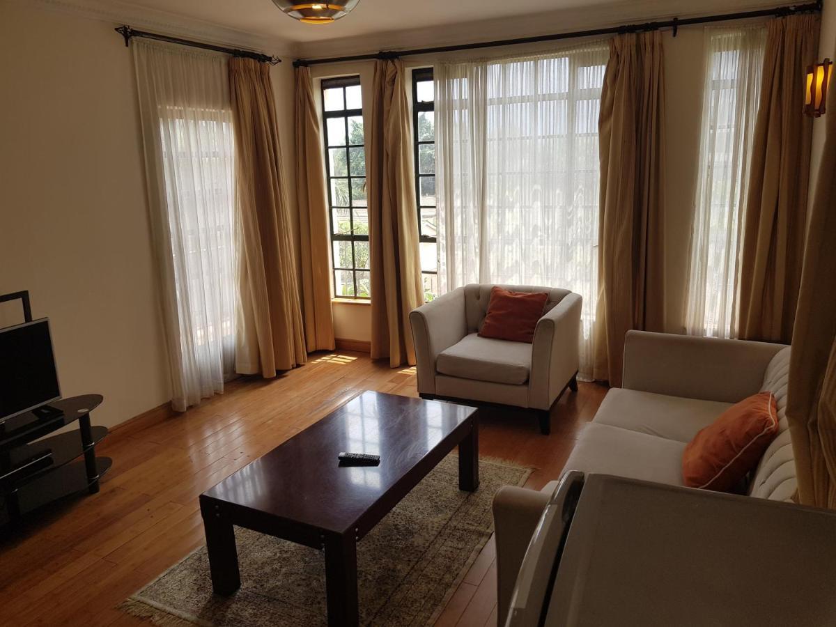 Natural Oak Apartments Nairobi Exteriör bild